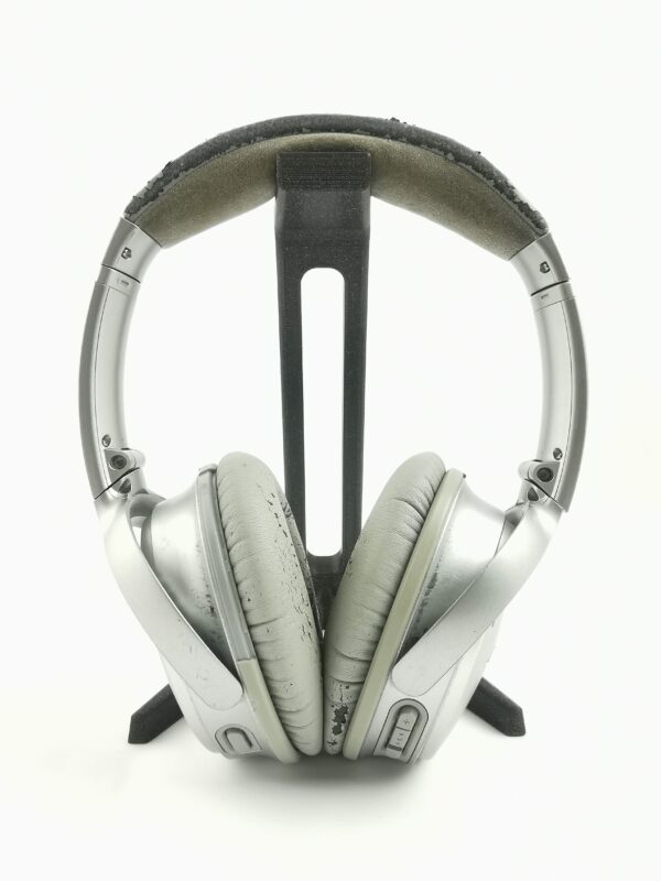 Headphones stand