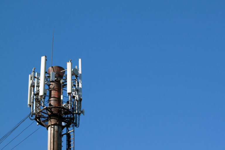 Cell tower